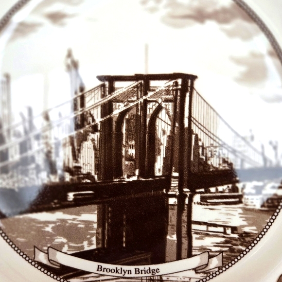 New York,New York! The Brooklyn Bridge in the 1800s 11" Coll. Plate Johnson Bros - Picture 5 of 7